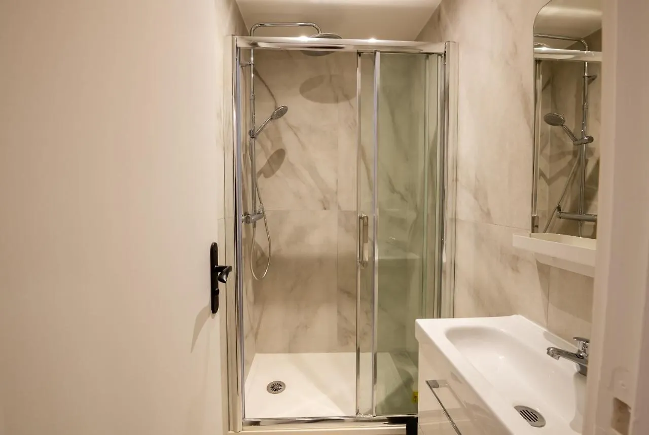Appartement Contemporain Republique - Temple 2 Paris Apartment